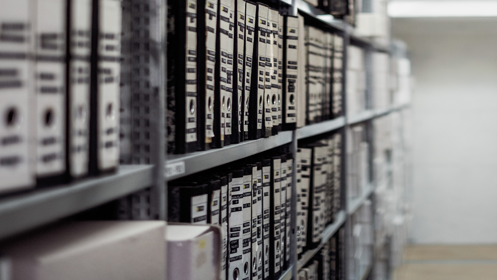 Curso de Fundamentos de Gestión de Expedientes y Archivos.